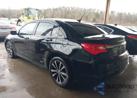 2013 Chrysler 200 Touring from USA, damaged, VIN 1C3CCBBG8DN728155